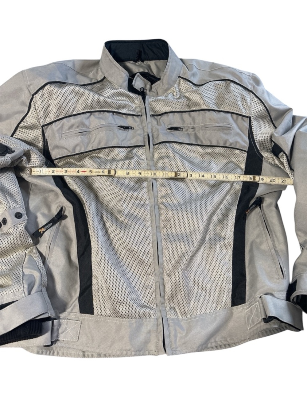 Element Men's Silver and Black Vented Performance Jacket